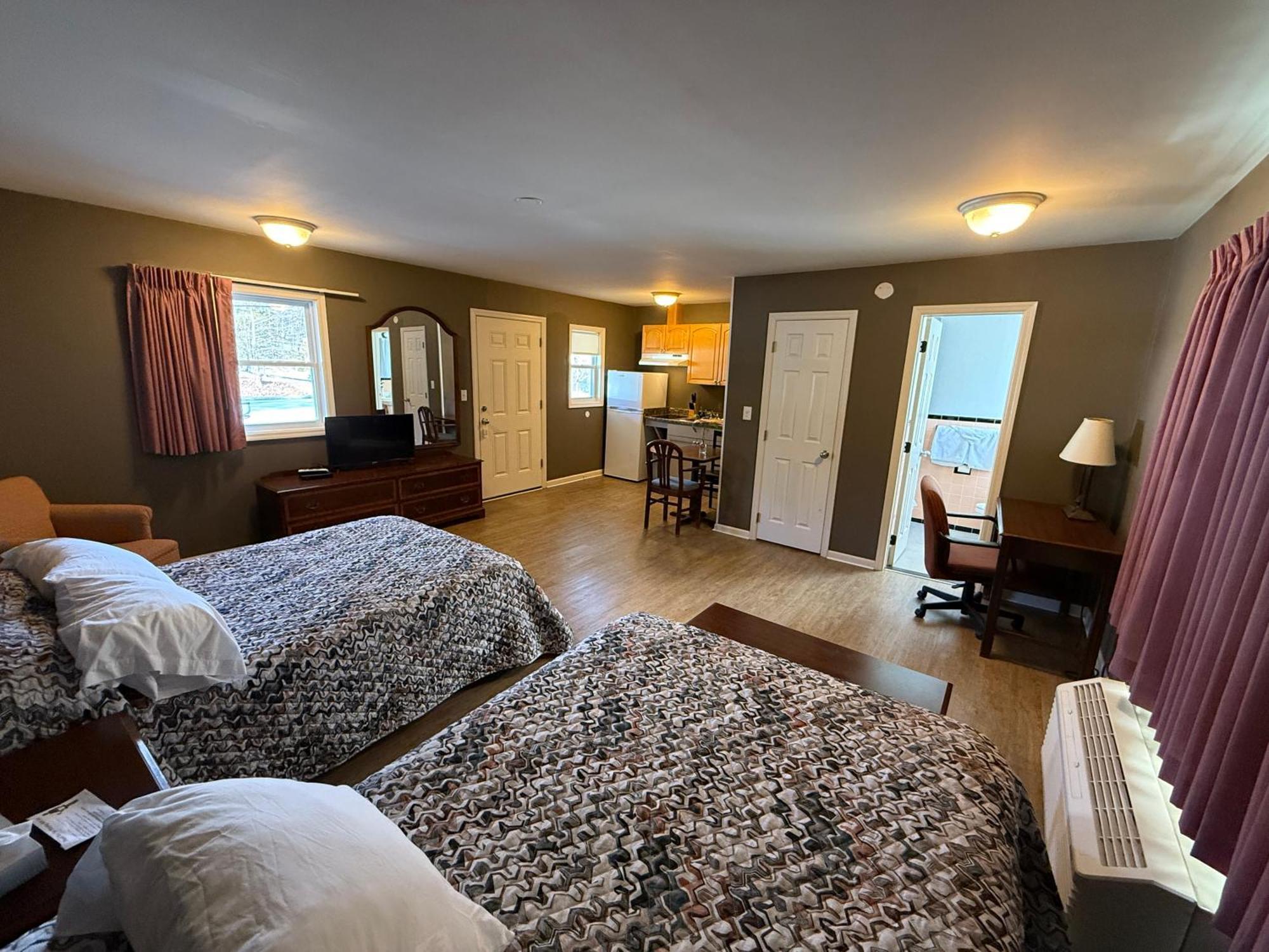 Brewster Heidi'S Inn מראה חיצוני תמונה