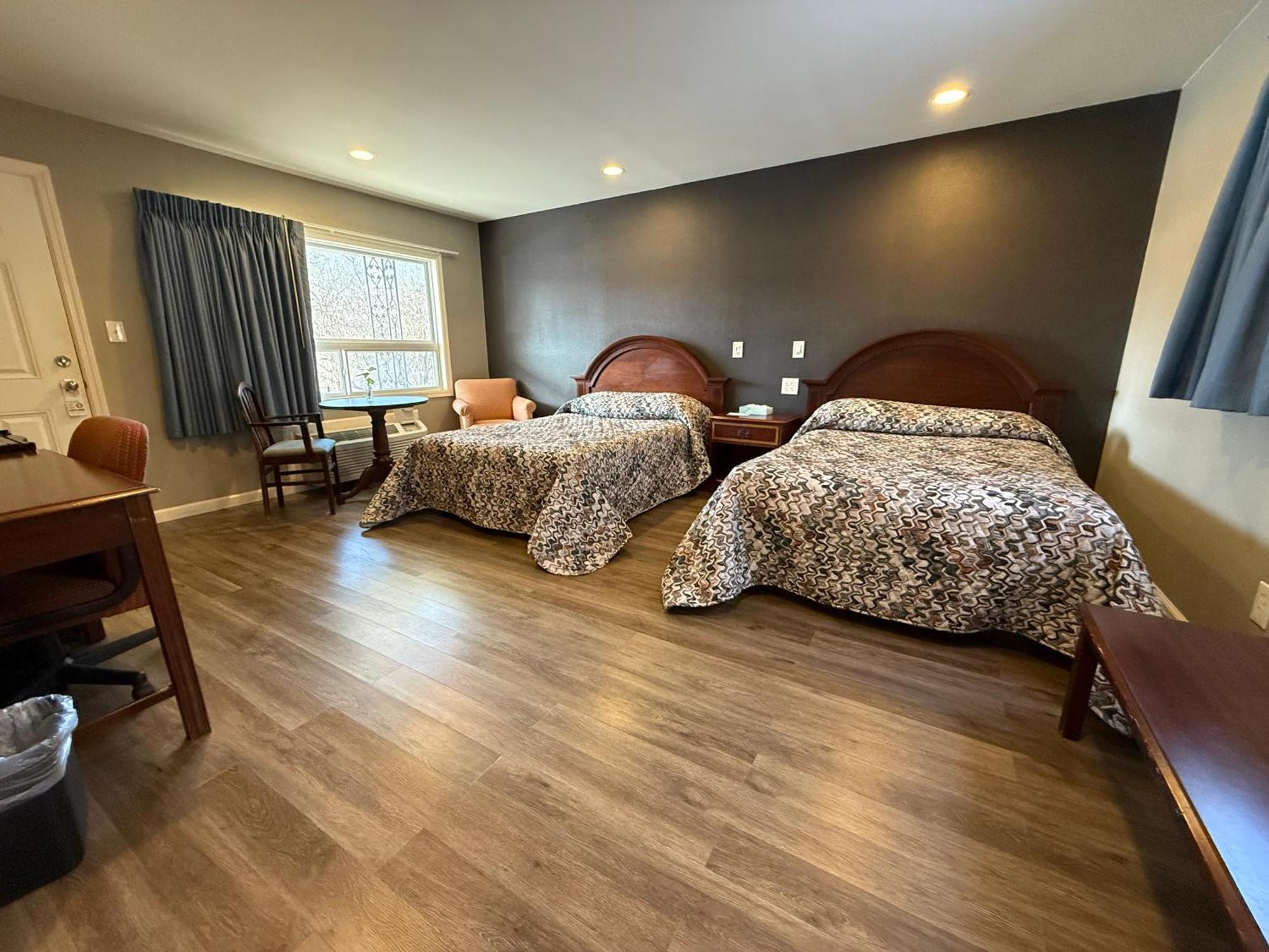 Brewster Heidi'S Inn מראה חיצוני תמונה