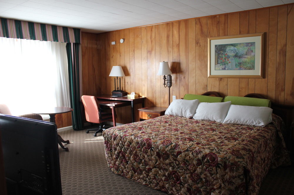 Brewster Heidi'S Inn מראה חיצוני תמונה